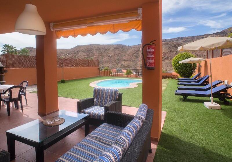 Fotos del hotel Villas de Tauro:  2