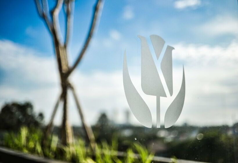 Fotos del hotel Golden Tulip Essential Tangerang:  12