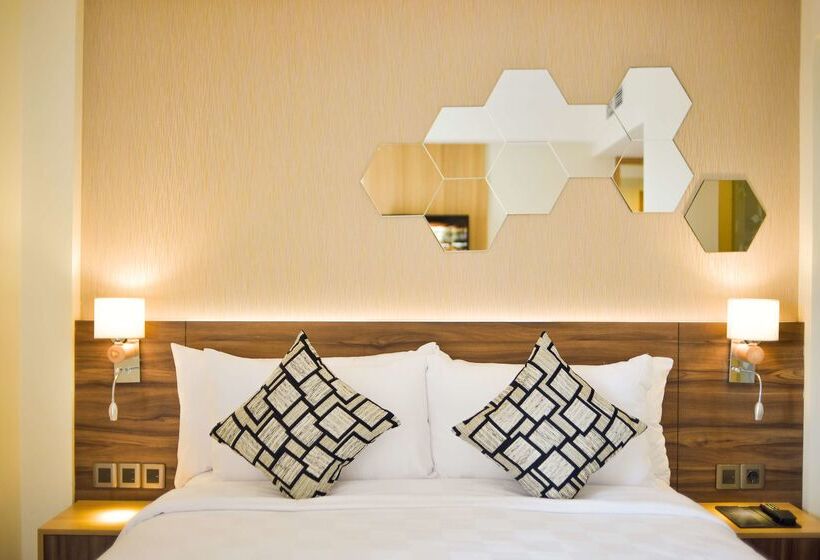 Fotos del hotel Golden Tulip Essential Tangerang:  21