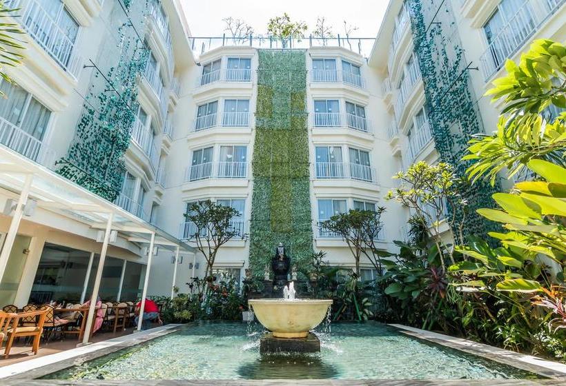 Zen Rooms Kuta Square Mall