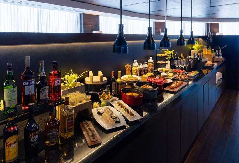 Fotos del hotel Conrad Osaka:  17