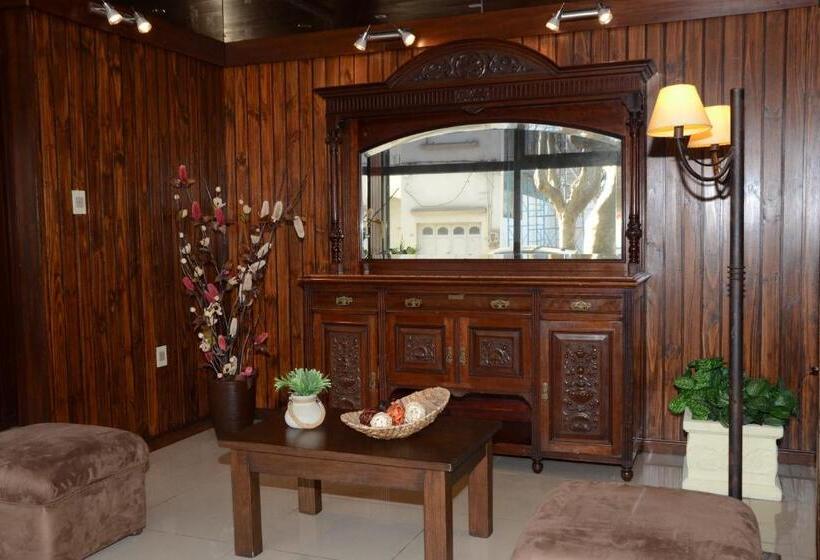 Fotos del hotel Leoncia:  4