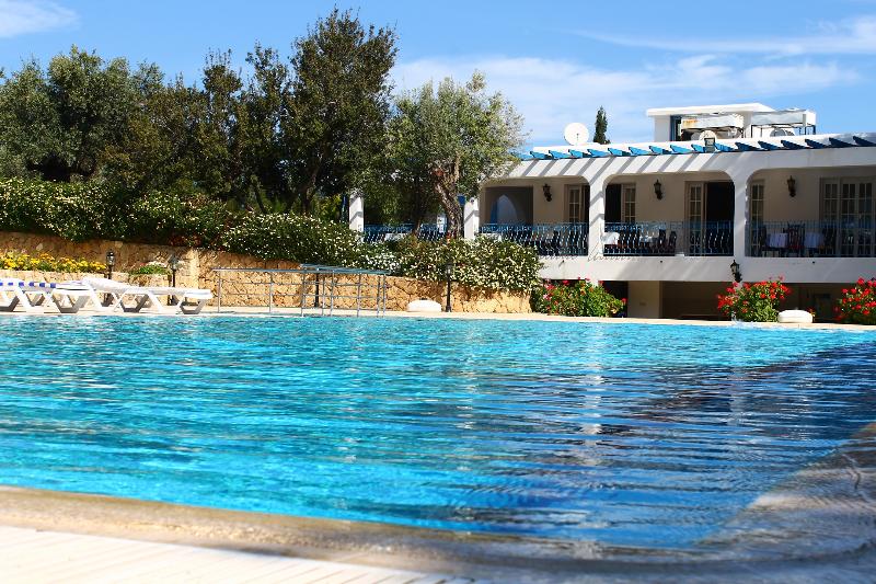 Fotos del hotel Santoria Holiday Village:  5