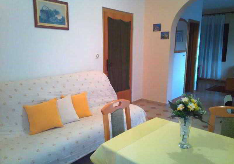 Fotos del hotel Apartments Burmeta:  6