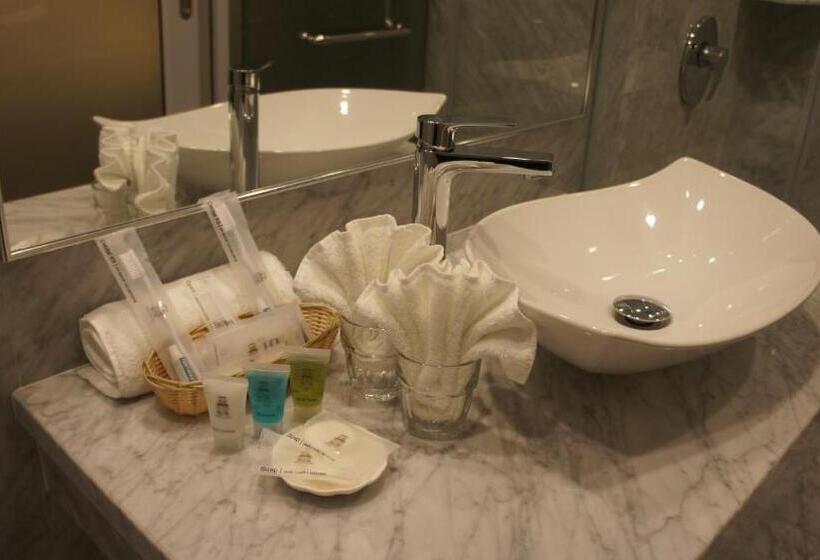 Fotos del hotel Heeren Straits:  13