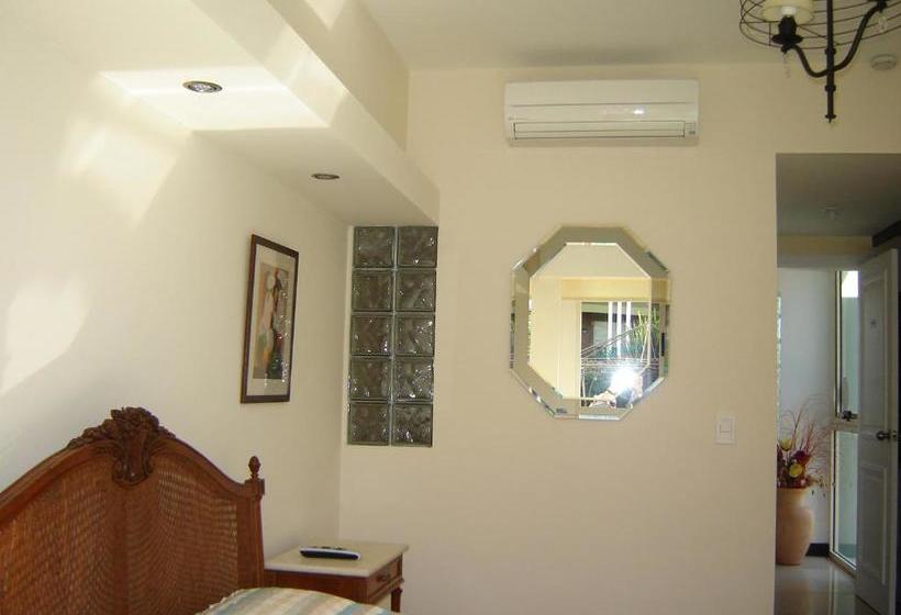 Fotos del hotel Hostal De La Candelaria:  11