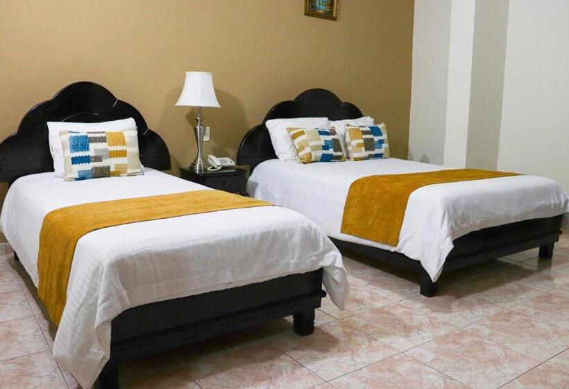 Fotos del hotel Puerta Del Sol:  7