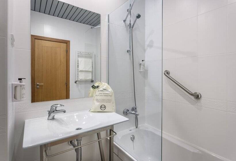 Fotos del hotel B&b Hotel Braga Lamacaes:  3