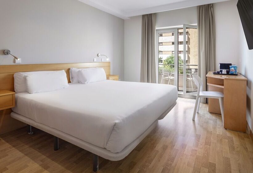 Fotos del hotel B&b Hotel Braga Lamacaes:  5