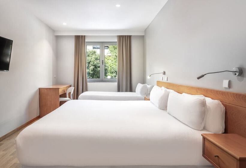 Fotos del hotel B&b Hotel Braga Lamacaes:  7