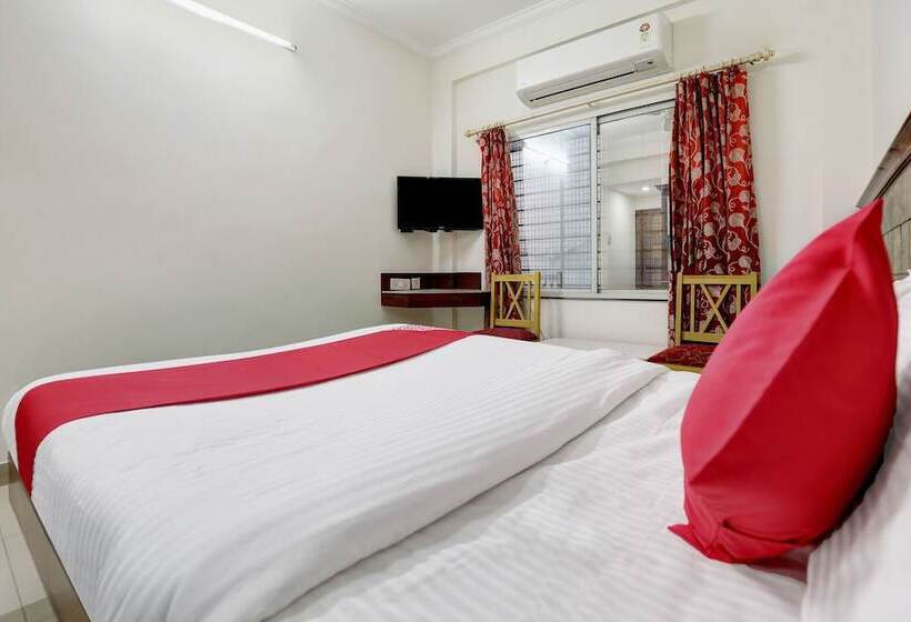 Fotos del hotel Everest Comforts:  7