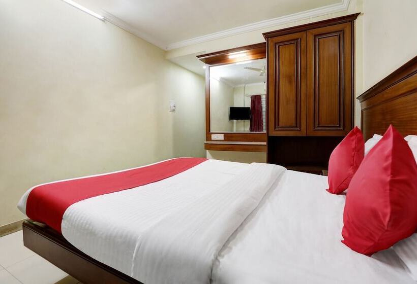 Fotos del hotel Everest Comforts:  14