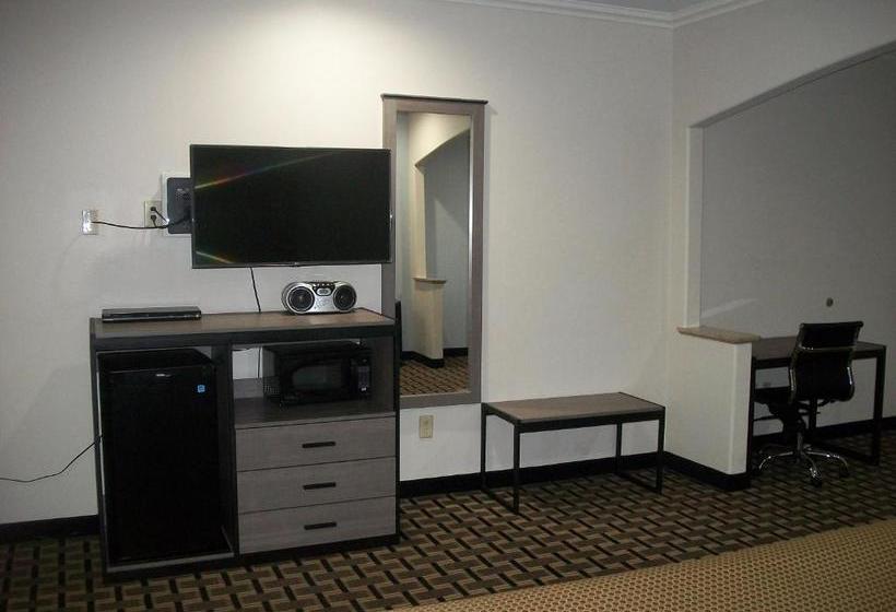 Fotos del hotel Woodland Inn And Suites:  12