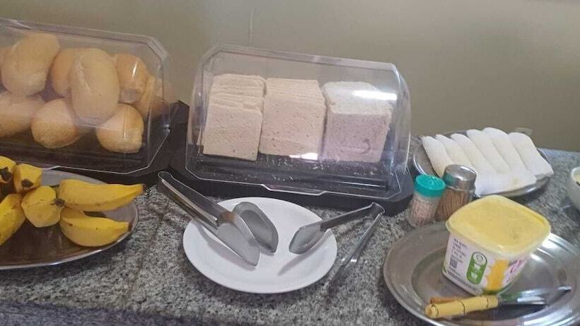 Fotos del hotel Praia 2000:  3