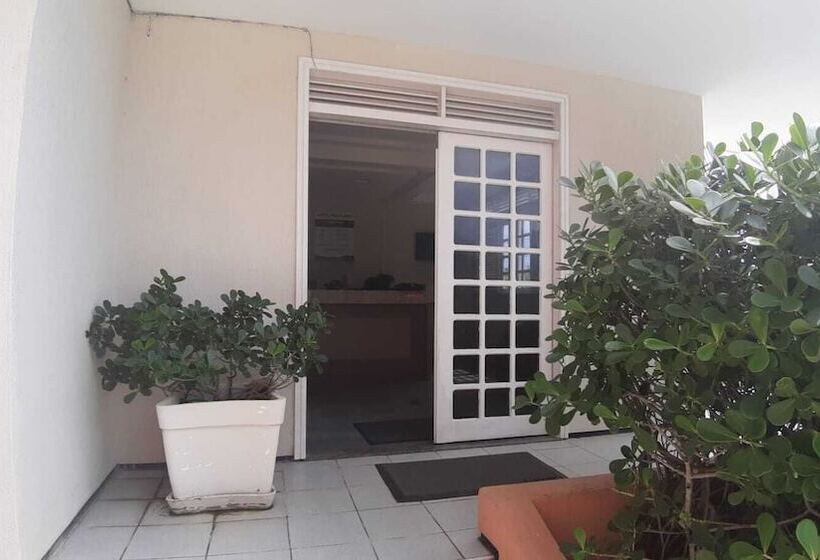 Fotos del hotel Praia 2000:  15