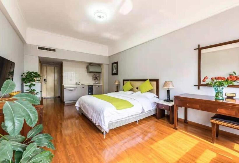 Da Zhen Hotel (previously: Qian Lv Chen Hotel Da Zhen)