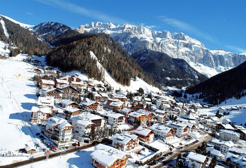 Fotos del hotel Garni Concordia - Dolomites Home:  6