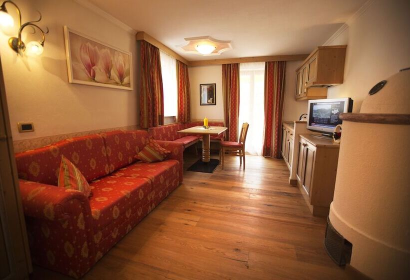Fotos del hotel Garni Concordia - Dolomites Home:  22