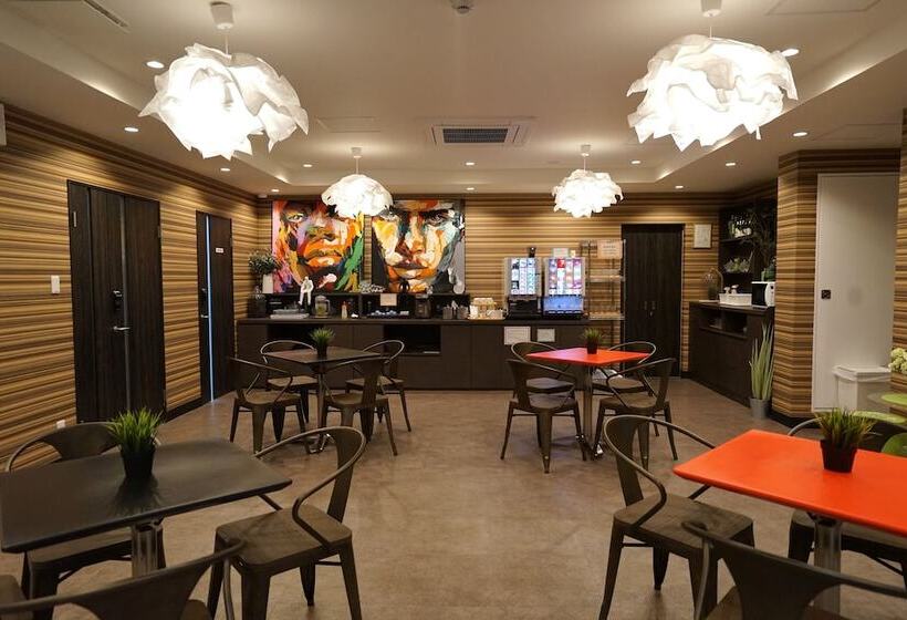 Fotos del hotel 88 Shinsaibashi:  4