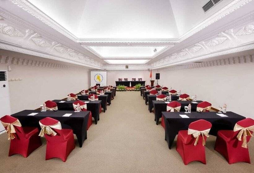 Fotos del hotel D'senopati Malioboro Grand:  12