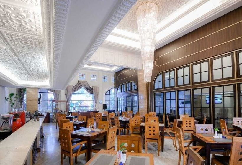 Fotos del hotel D'senopati Malioboro Grand:  21