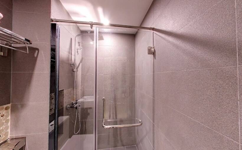 Fotos del hotel Flora By Crossroads:  8