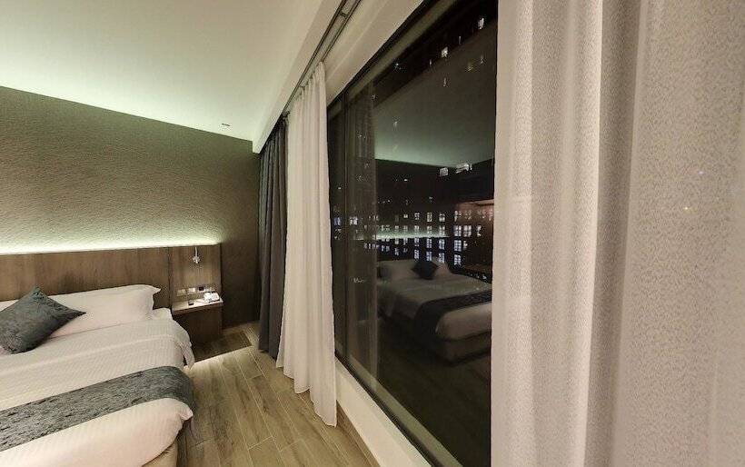 Fotos del hotel Flora By Crossroads:  9