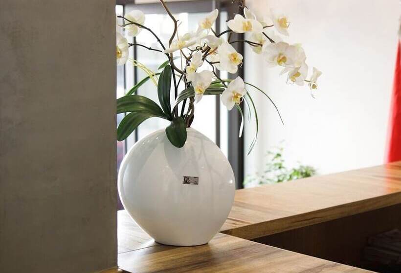 Fotos del hotel Smarts:  2