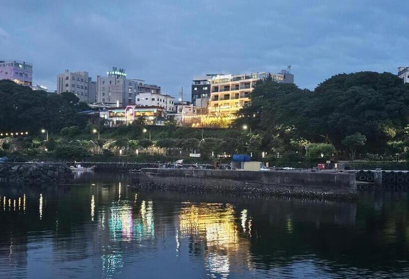 Fotos del hotel Cheonjiyeon Crystal:  17