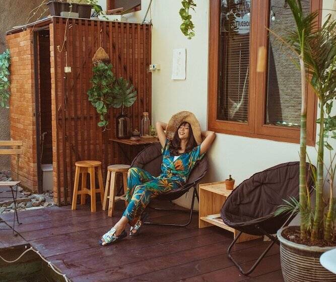 Fotos del hotel House Of Moedjito:  12