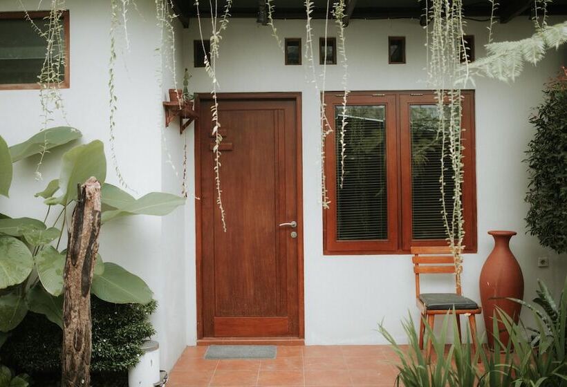 Fotos del hotel House Of Moedjito:  10