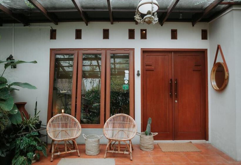 Fotos del hotel House Of Moedjito:  15