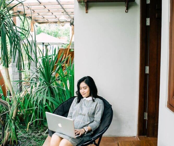 Fotos del hotel House Of Moedjito:  6