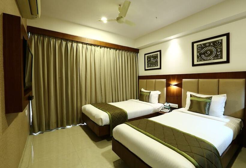 Fotos del hotel Siesta Andheri:  11