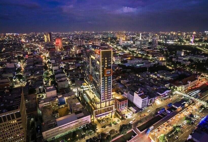 Fotos del hotel Harris Vertu Hotel Harmoni:  12