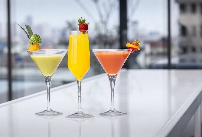 Fotos del hotel Harris Vertu Hotel Harmoni:  9