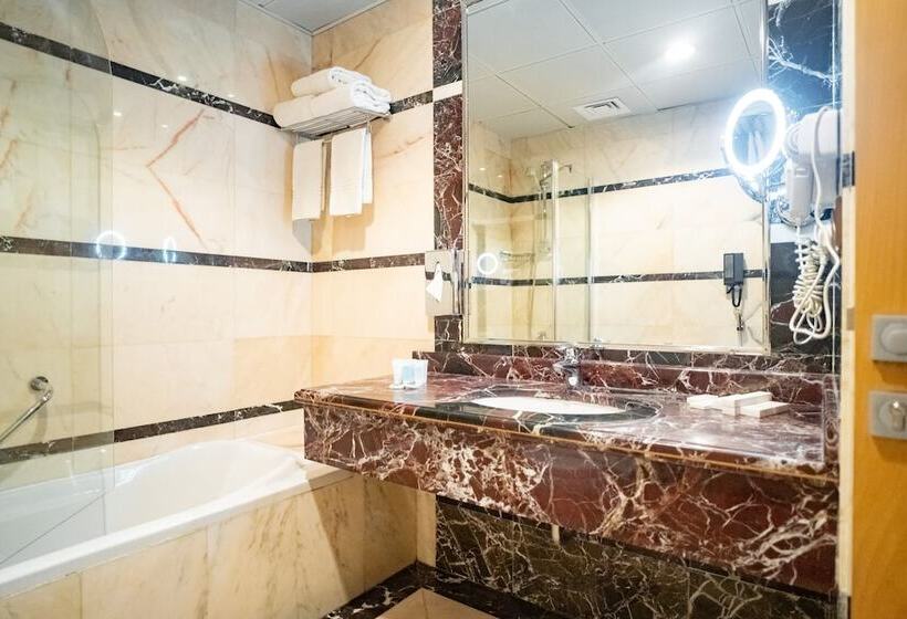 Fotos del hotel Golden Tulip Al Mektan:  6