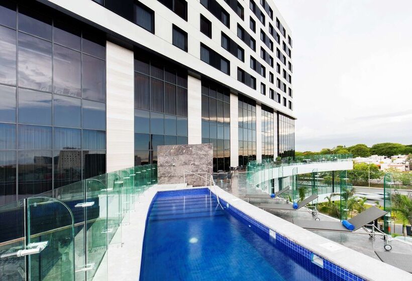 Fotos del hotel Hilton Garden Inn Merida:  2