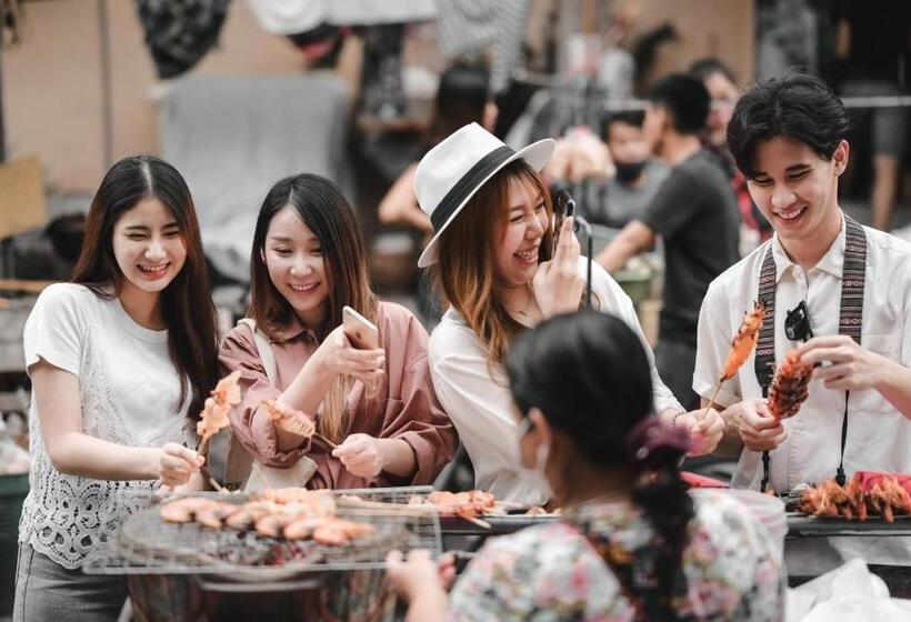 Fotos del hotel Noursabah Boutique Bed Bangkok:  2