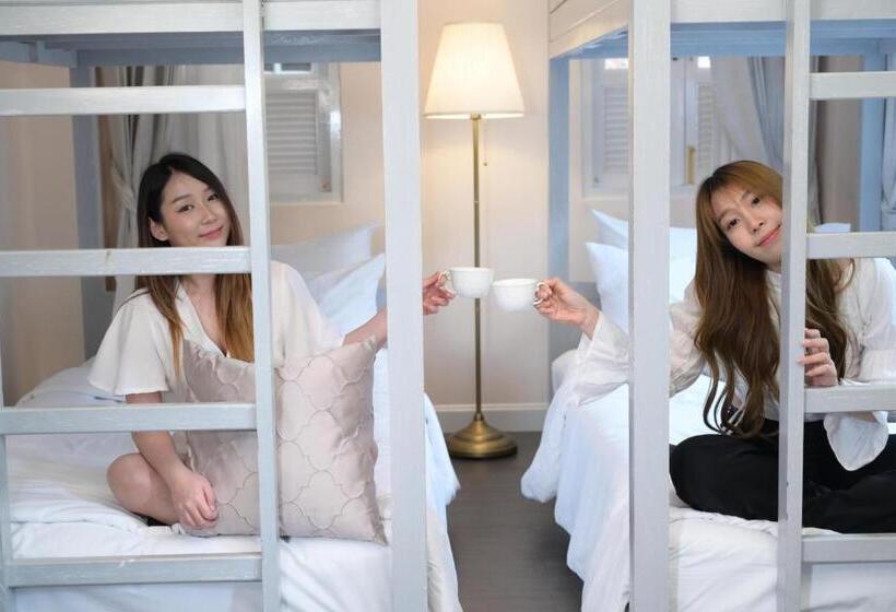 Fotos del hotel Noursabah Boutique Bed Bangkok:  5