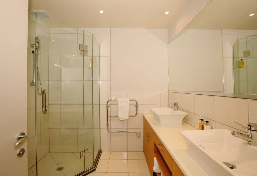 Fotos del hotel Lakeside Apartments:  5