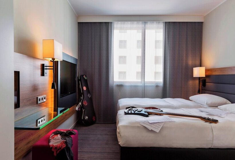 Fotos del hotel Moxy Vienna Airport:  2