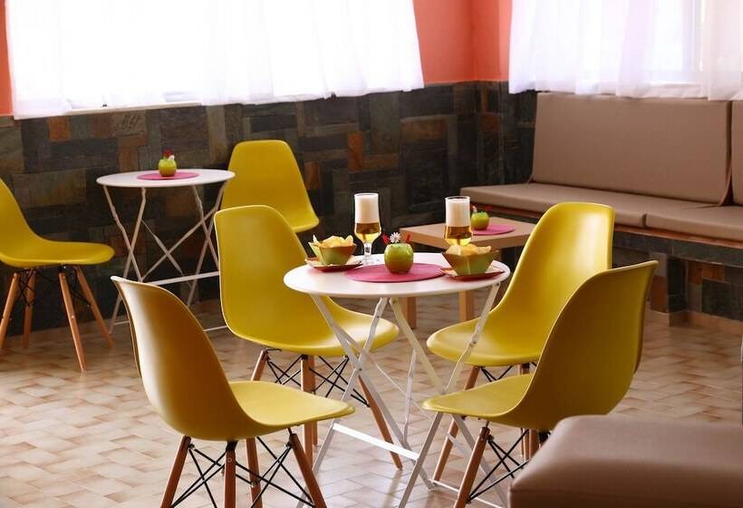 Fotos del hotel Triton Garden:  13