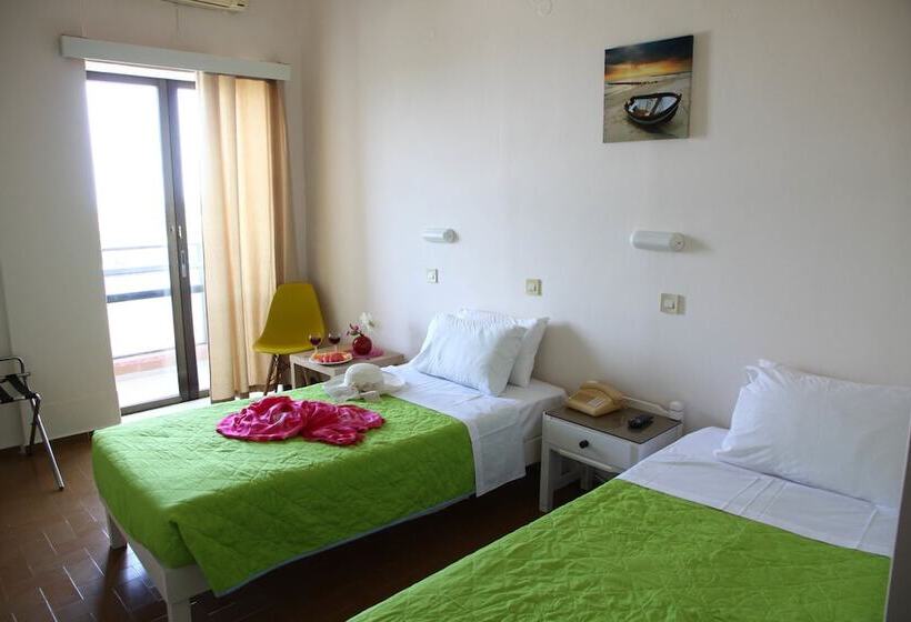 Fotos del hotel Triton Garden:  17