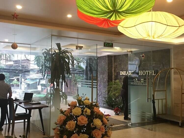 Fotos del hotel Inearth:  18