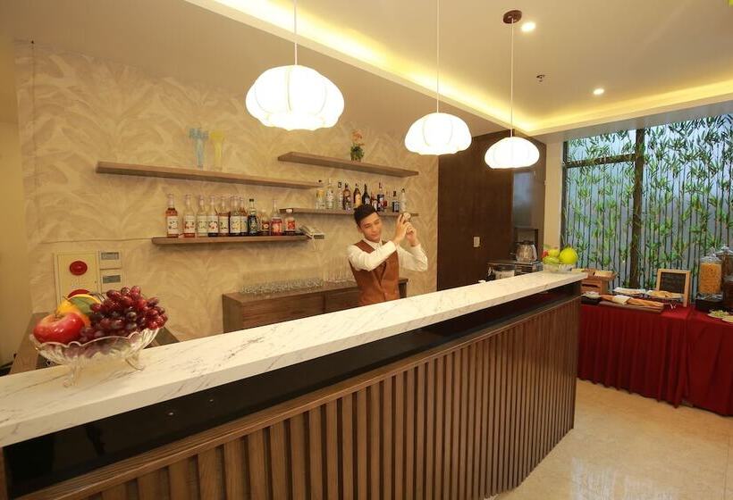 Fotos del hotel Inearth:  11