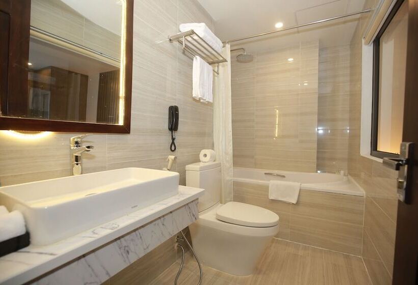 Fotos del hotel Inearth:  6