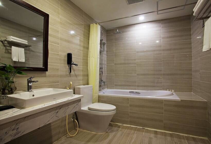 Fotos del hotel Inearth:  12