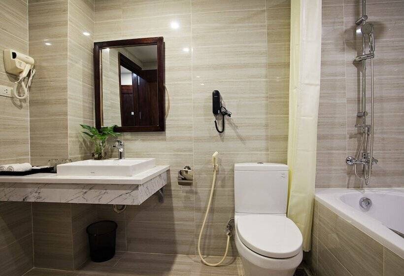 Fotos del hotel Inearth:  22