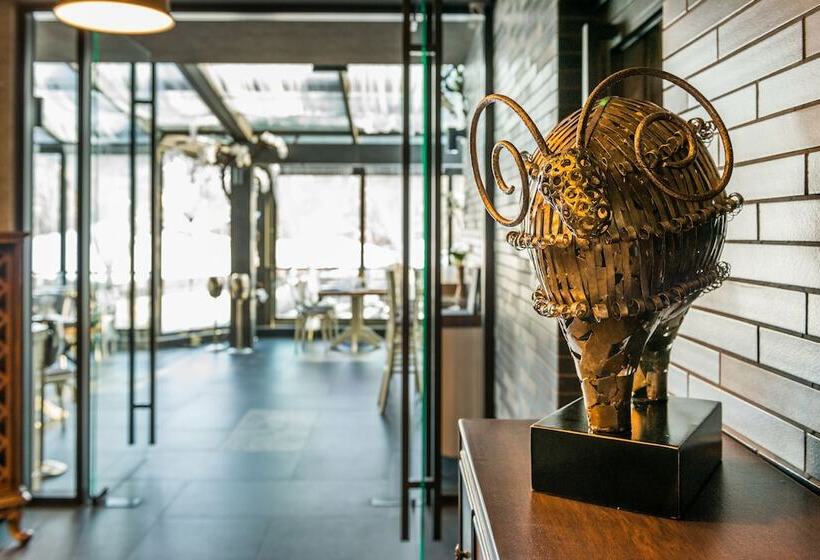 Fotos del hotel All Seasons Residence:  17